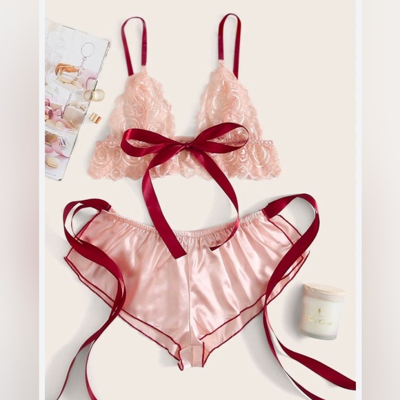 Women’s Lace Cami Top & Tie Side Shorts PJ Set - Picture 7 of 8